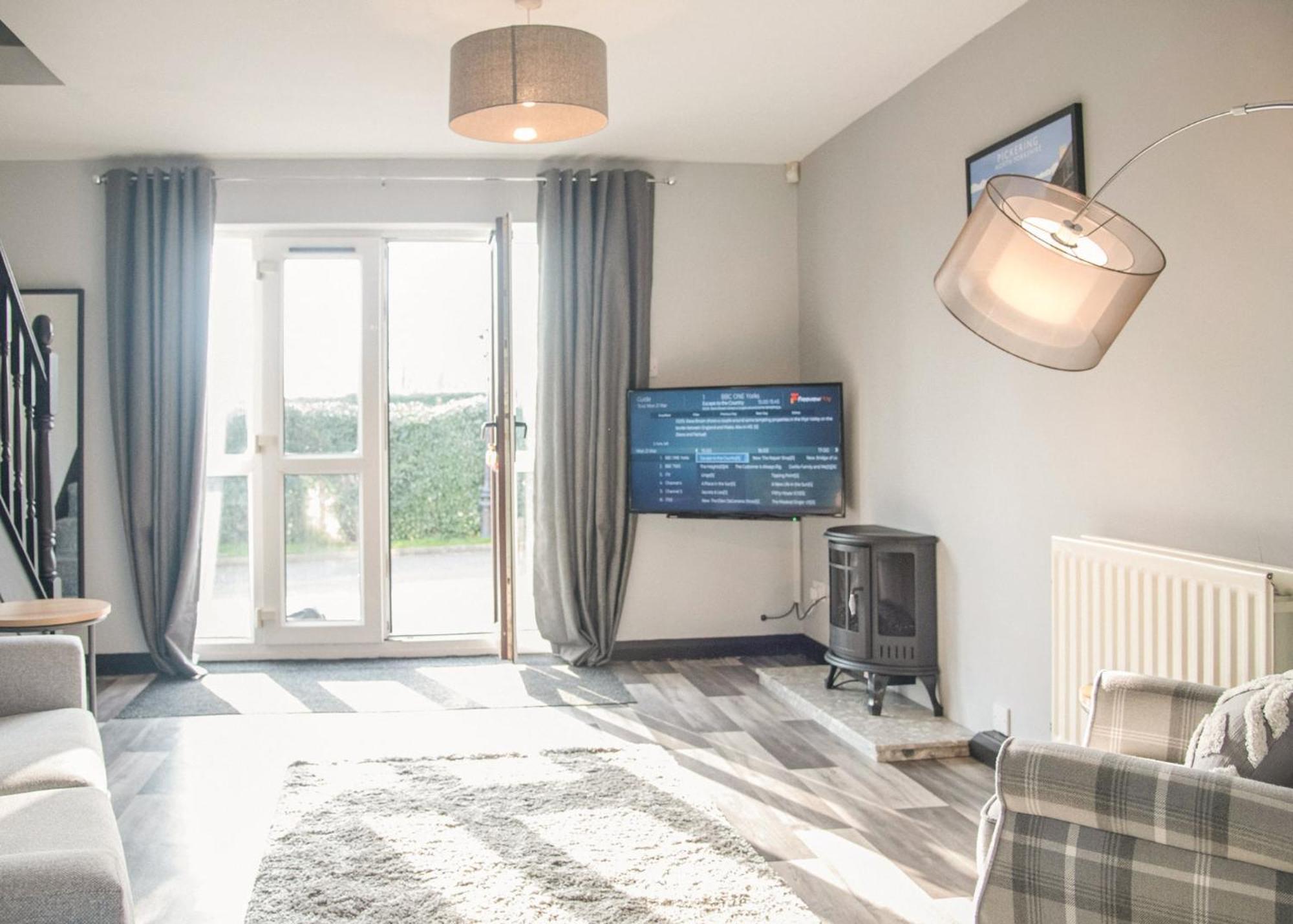 White Rose Country Cottages Thormanby Habitación foto